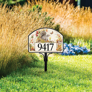 Yard DeSign - Fall Squirrel