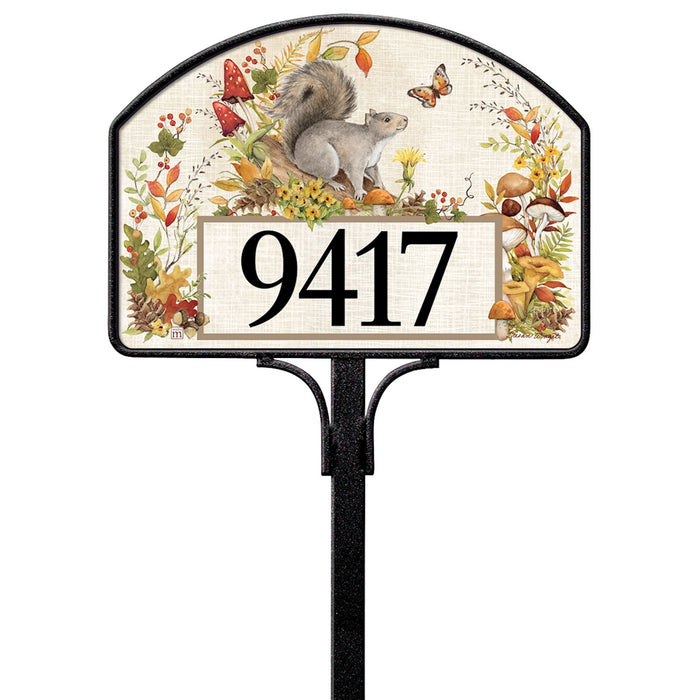 Yard DeSign - Fall Squirrel