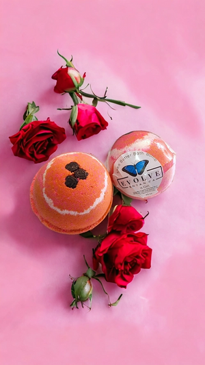 Evolve Bath Bomb - It Girl