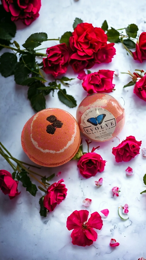 Evolve Bath Bomb - It Girl